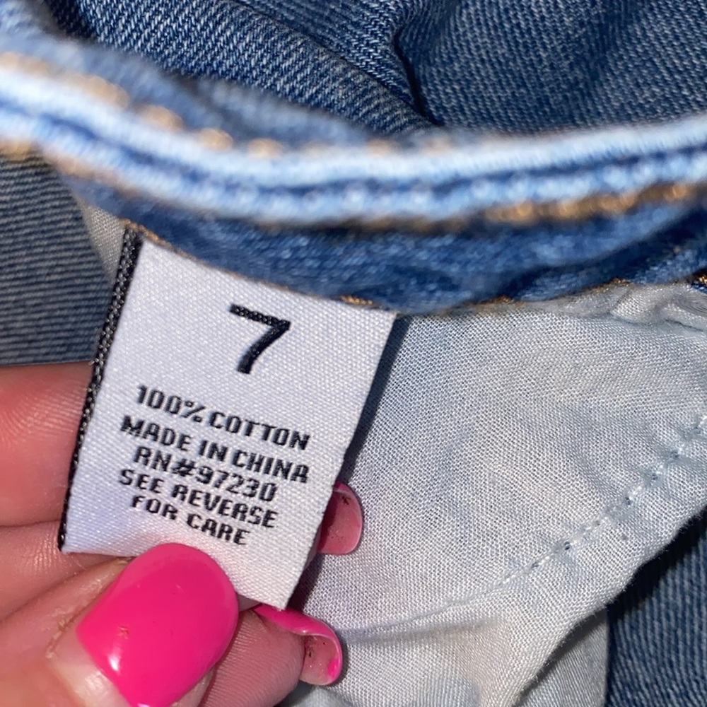 Almost Famous 90’s Baggy Mega High Rise Wide Leg Ripped Jeans Size Juniors 7 - Picture 8 of 15